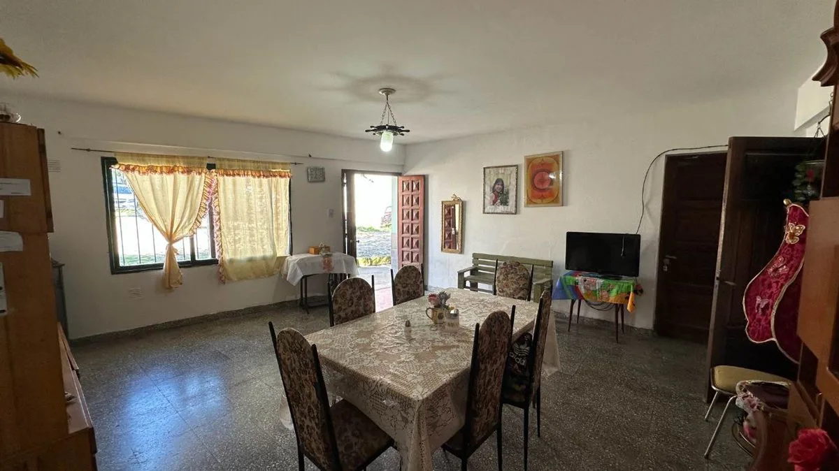 VENTA CASA + DPTO ALTO GORRITI foto 5