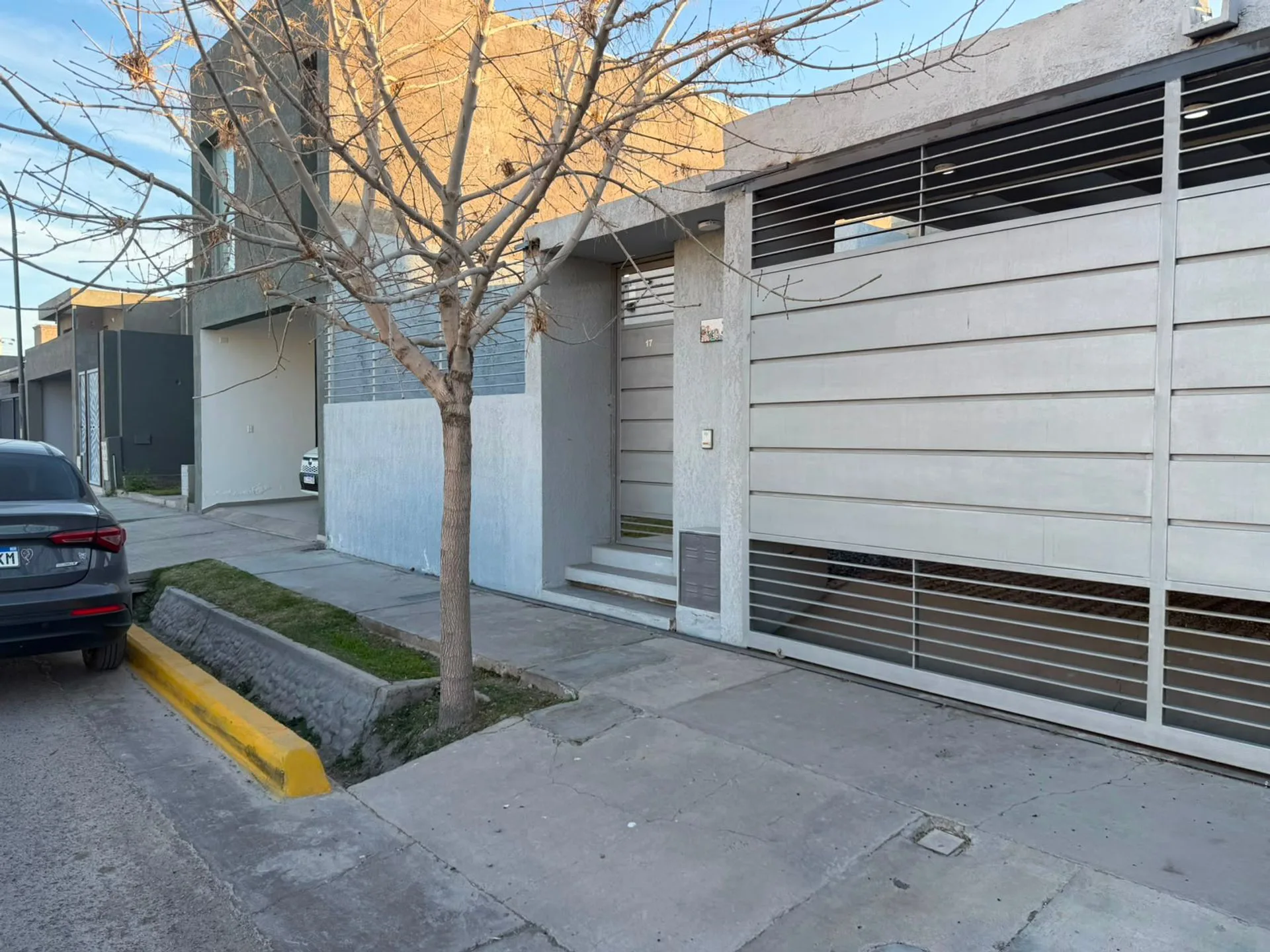 CASA EN B° BOULEVARES PUNTA DE RIELES, RIVADAVIA. foto 2