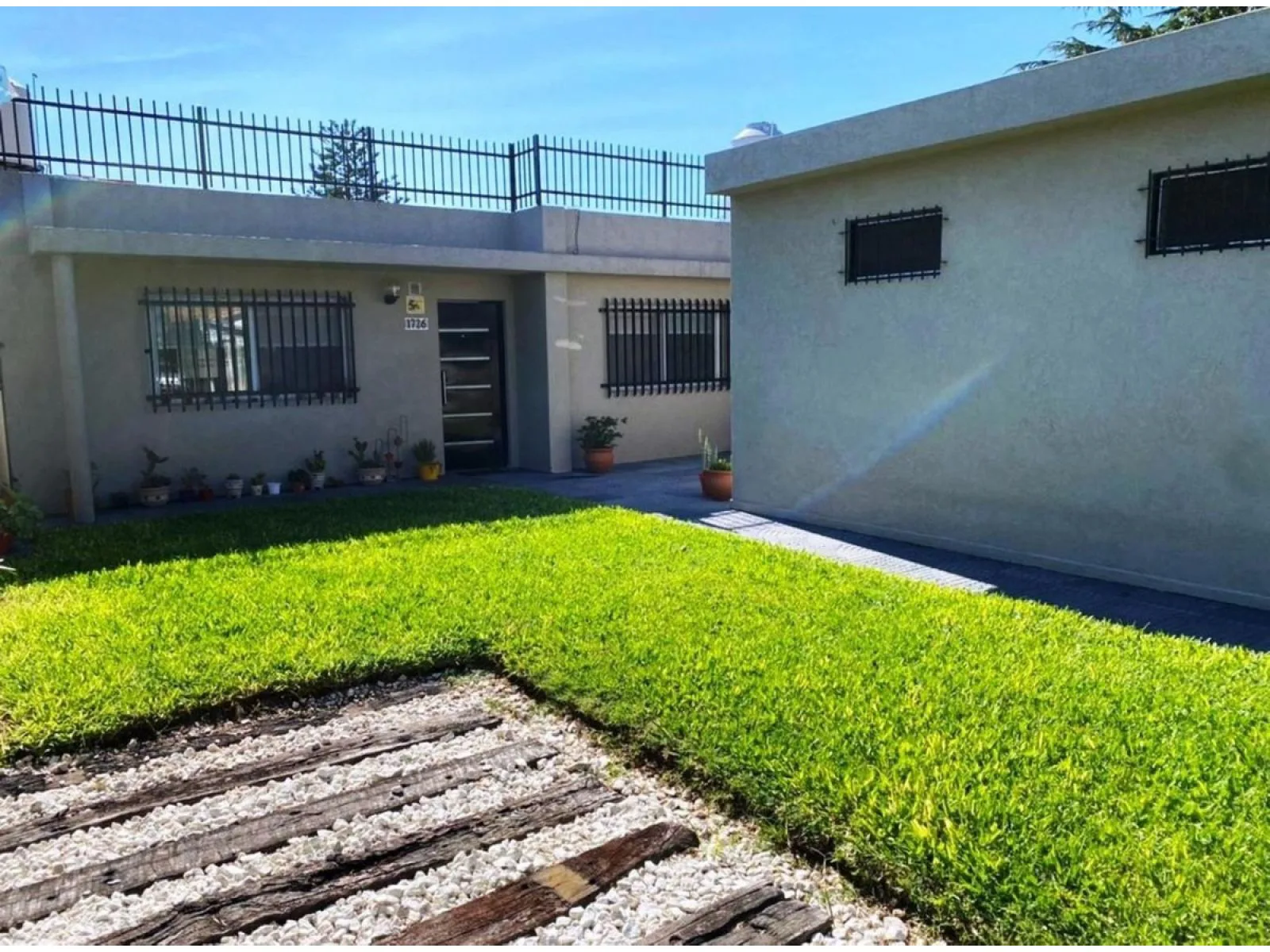 Venta Casa 3 Amb. Reciclada A Nuevo foto 2