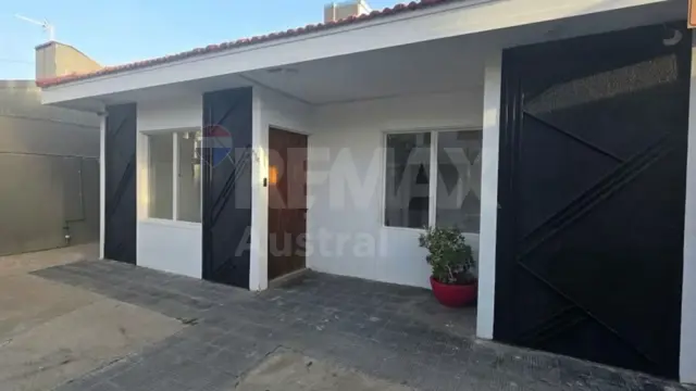Casa 3 Dormitorios Quincho Barrio Roca