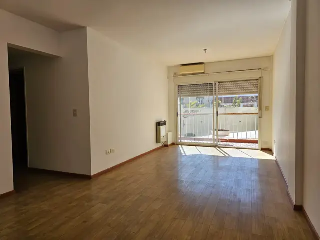 Departamento en Coghlan - 3 ambientes