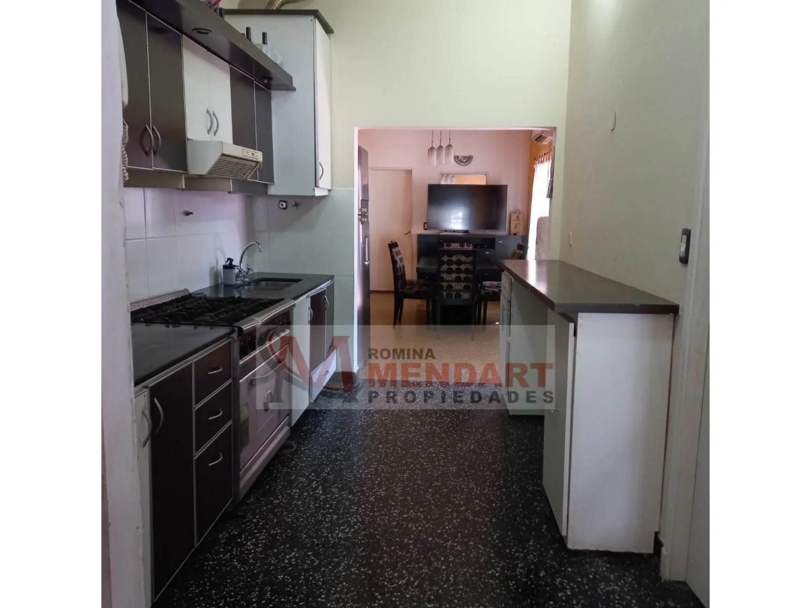 VENTA CASA 4 AMBIENTES, CASTELAR NORTE foto 4