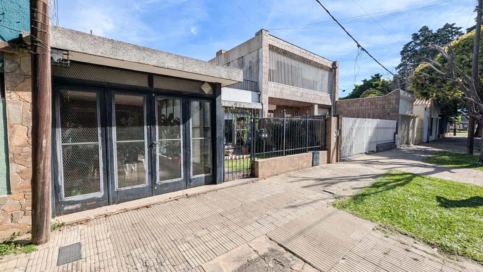 Dean Funes 2700 - Casa en venta de 3 dormitorios con patio, parrilla y cochera - Rosario, Jorge Cura foto 3
