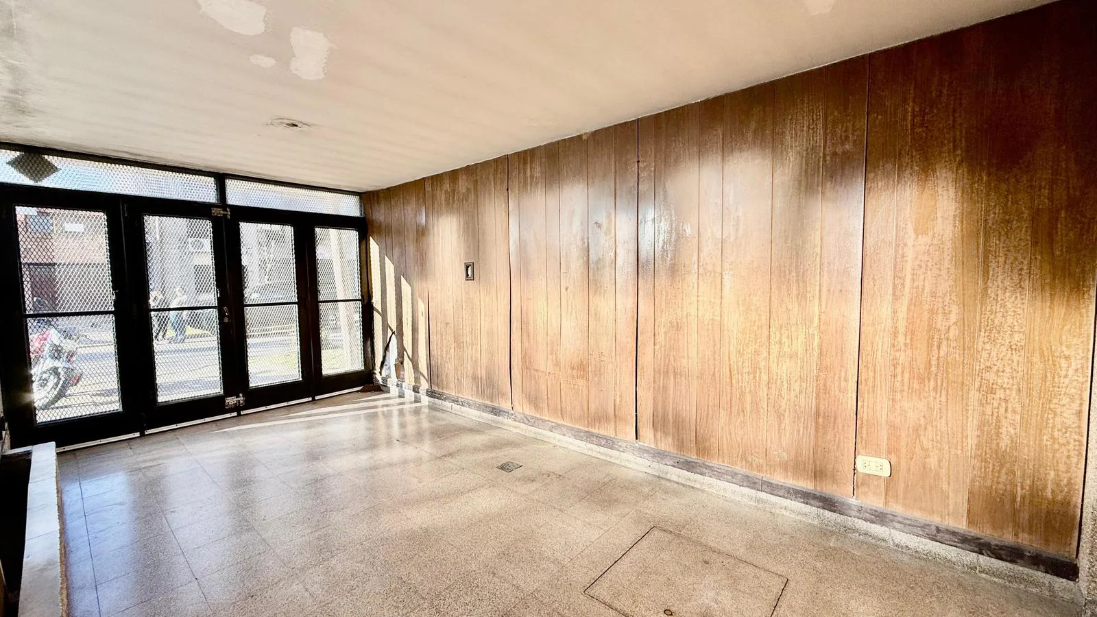 Dean Funes 2700 - Casa en venta de 3 dormitorios con patio, parrilla y cochera - Rosario, Jorge Cura foto 4