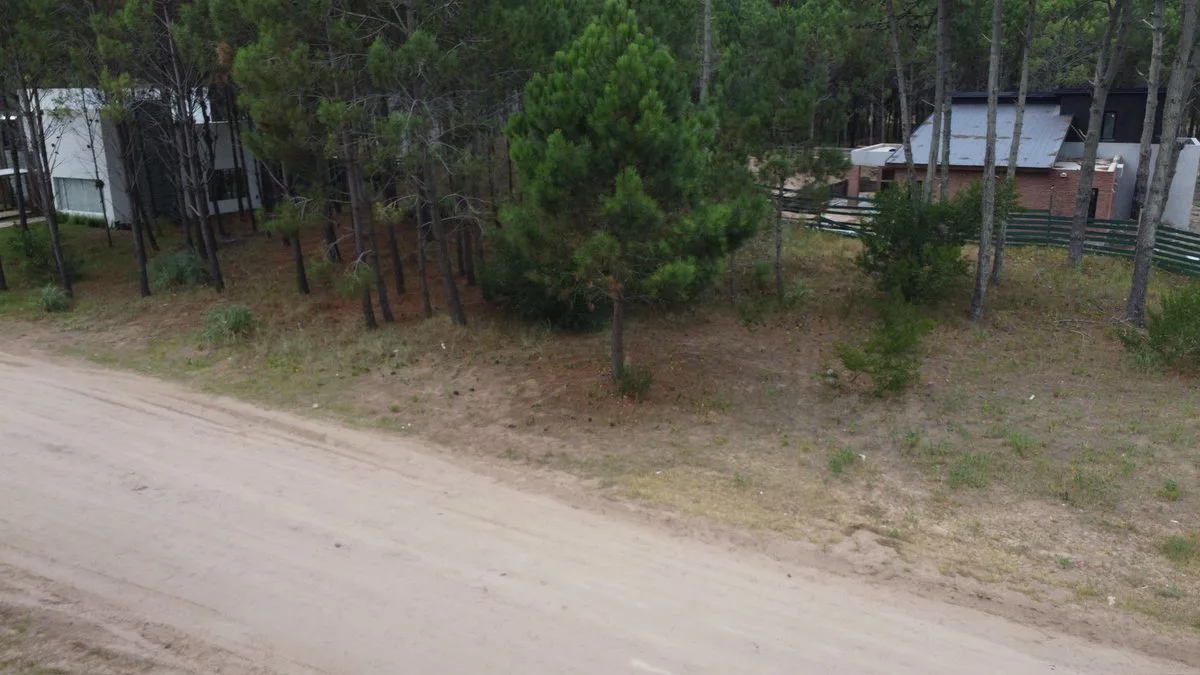 VENTA LOTE PINAMAR BARRIO PIONEROS foto 4