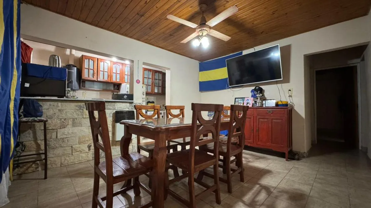 Casa en venta de 3 dorm, patio y pileta en SJN foto 2