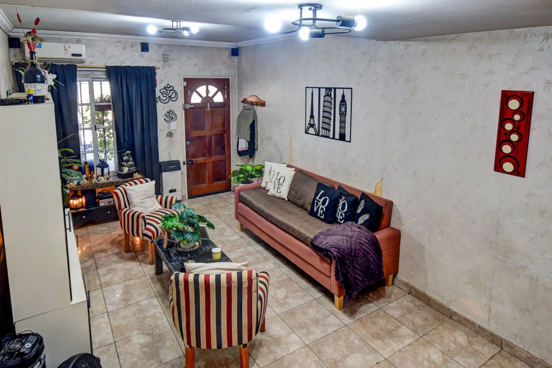 CASA TRIPLEX 4 AMBIENTES EN VENTA VILLA BALLESTER foto 2
