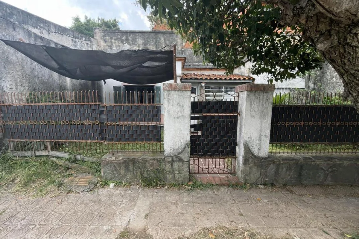 VENTA CASA 4 AMBIENTES EL PALOMAR foto 2