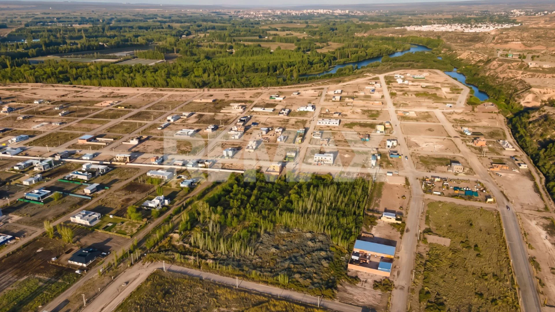 VENTA LOTE EN BARRIO PRIMA TERRA, CENTENARIO foto 3