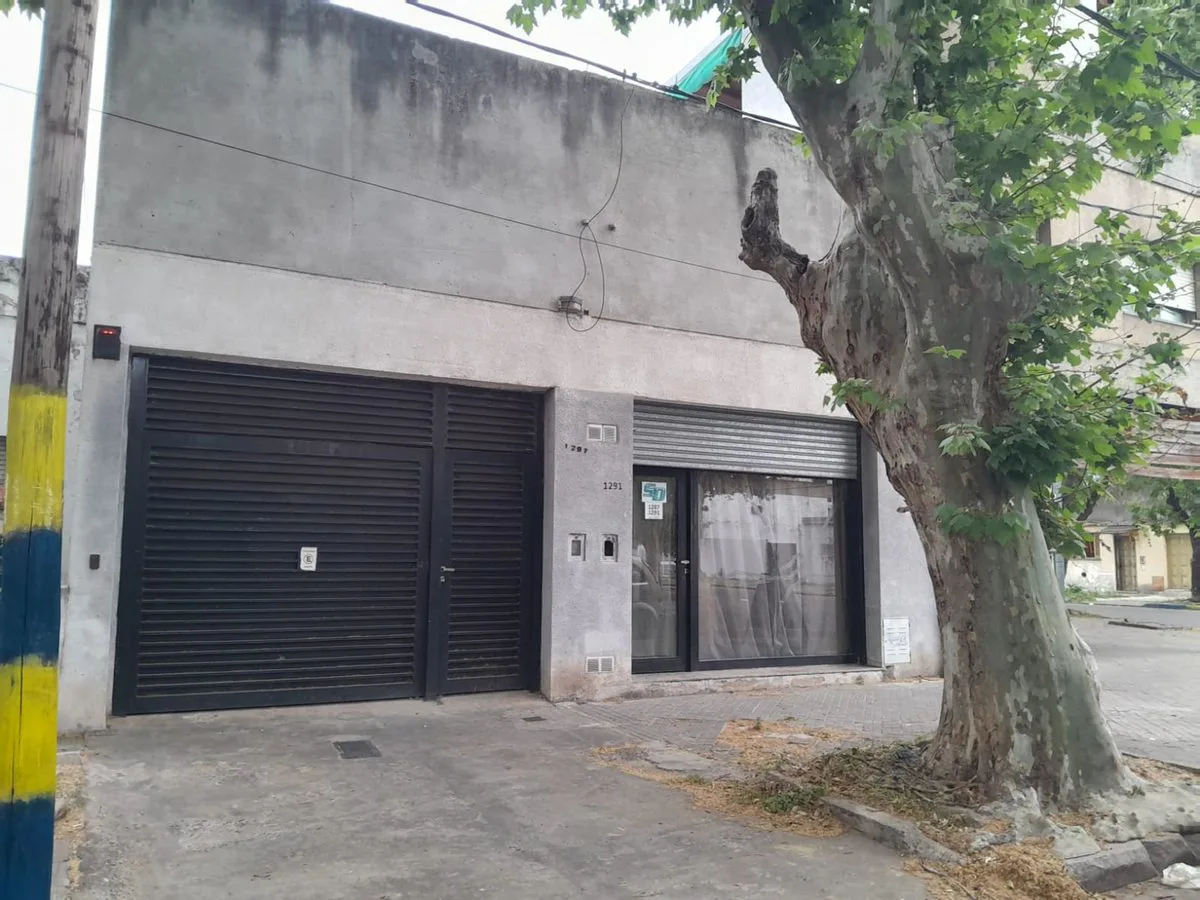 GALPON VENTA B INDUSTRIAL CON LOCAL U OFICINAS foto 3