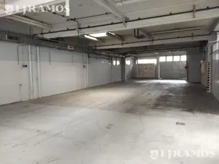 Depósito en Alquiler y Venta en Villa Martelli foto 4