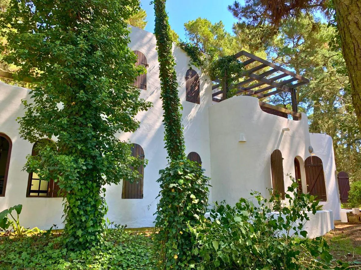 CASA EN VENTA 6 AMB EN MAR DE LAS PAMPAS foto 2