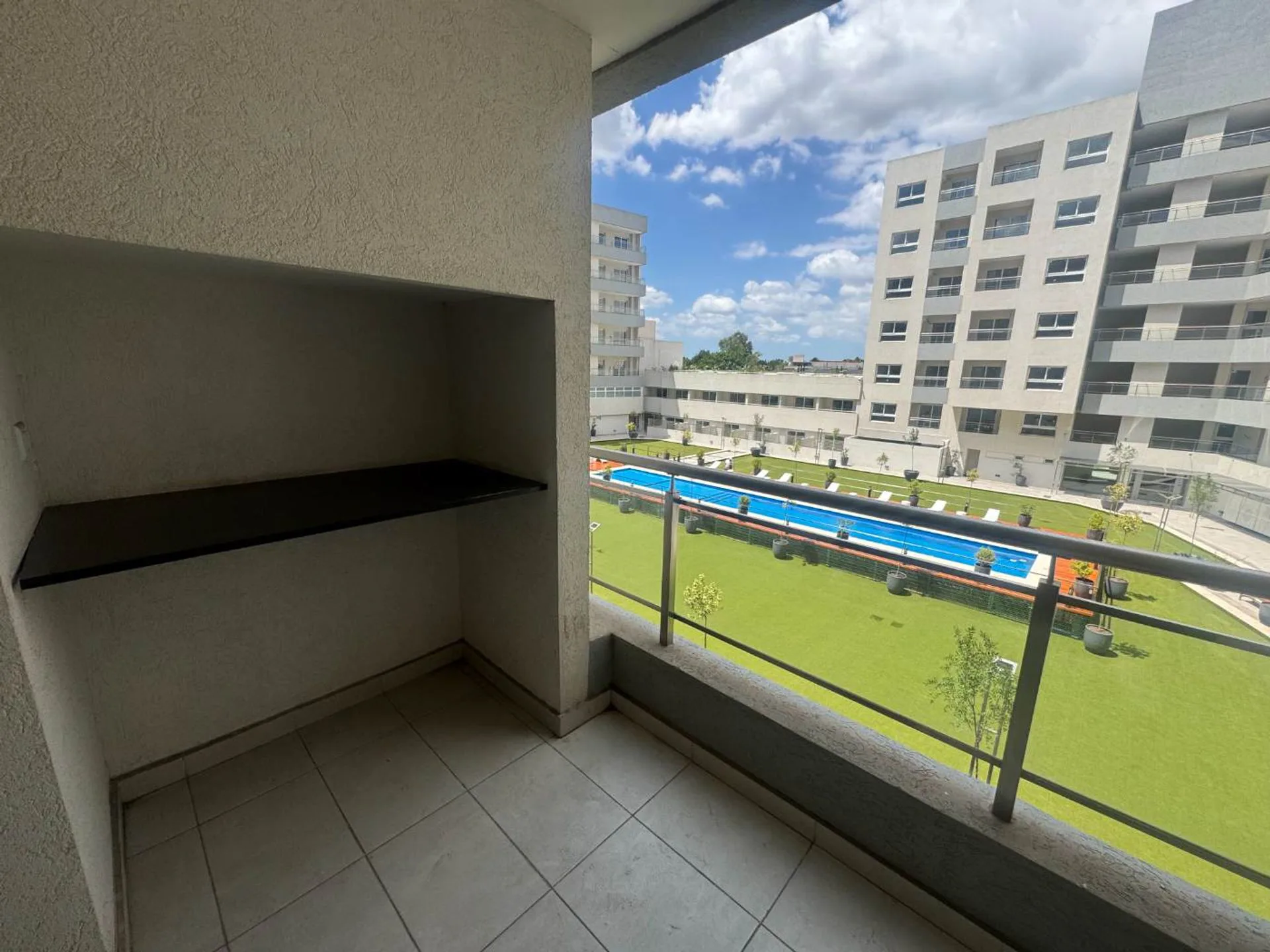 DEPARTAMENTO EN ALQUILER CANNING CON COCHERA