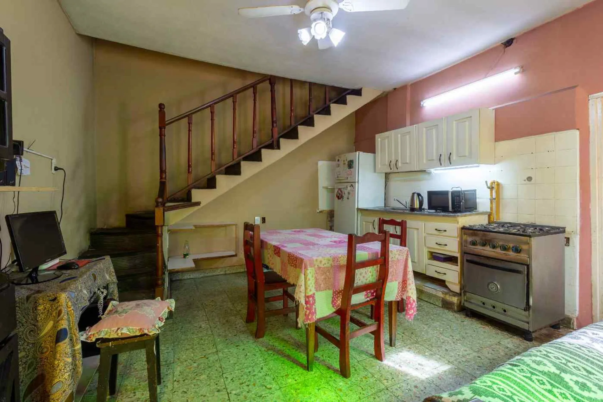VENTA CASA/PH 4 AMBIENTES SAENZ PEÑA foto 5