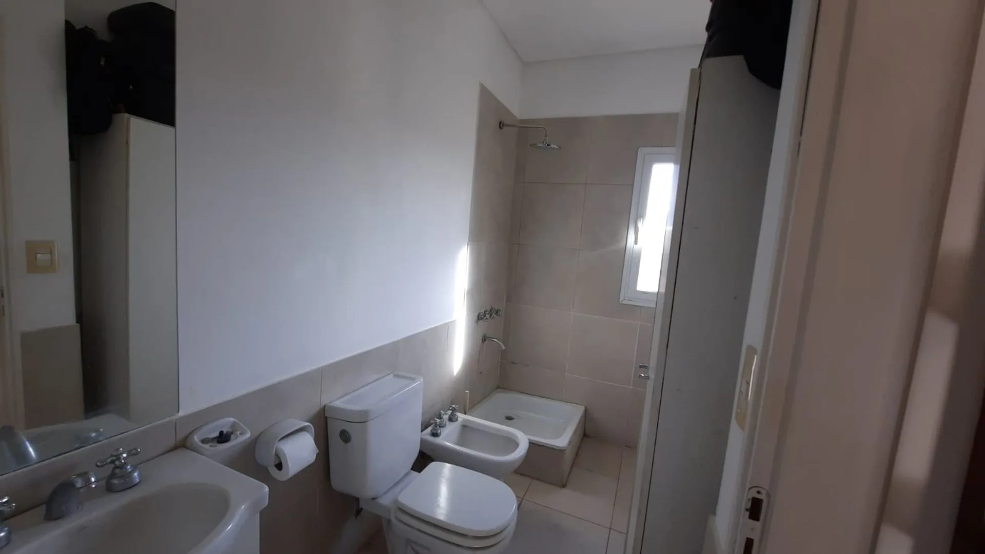 VENTA DEPTO 2 AMBIENTES COCHERA PILAR VILLA VENTO foto 4