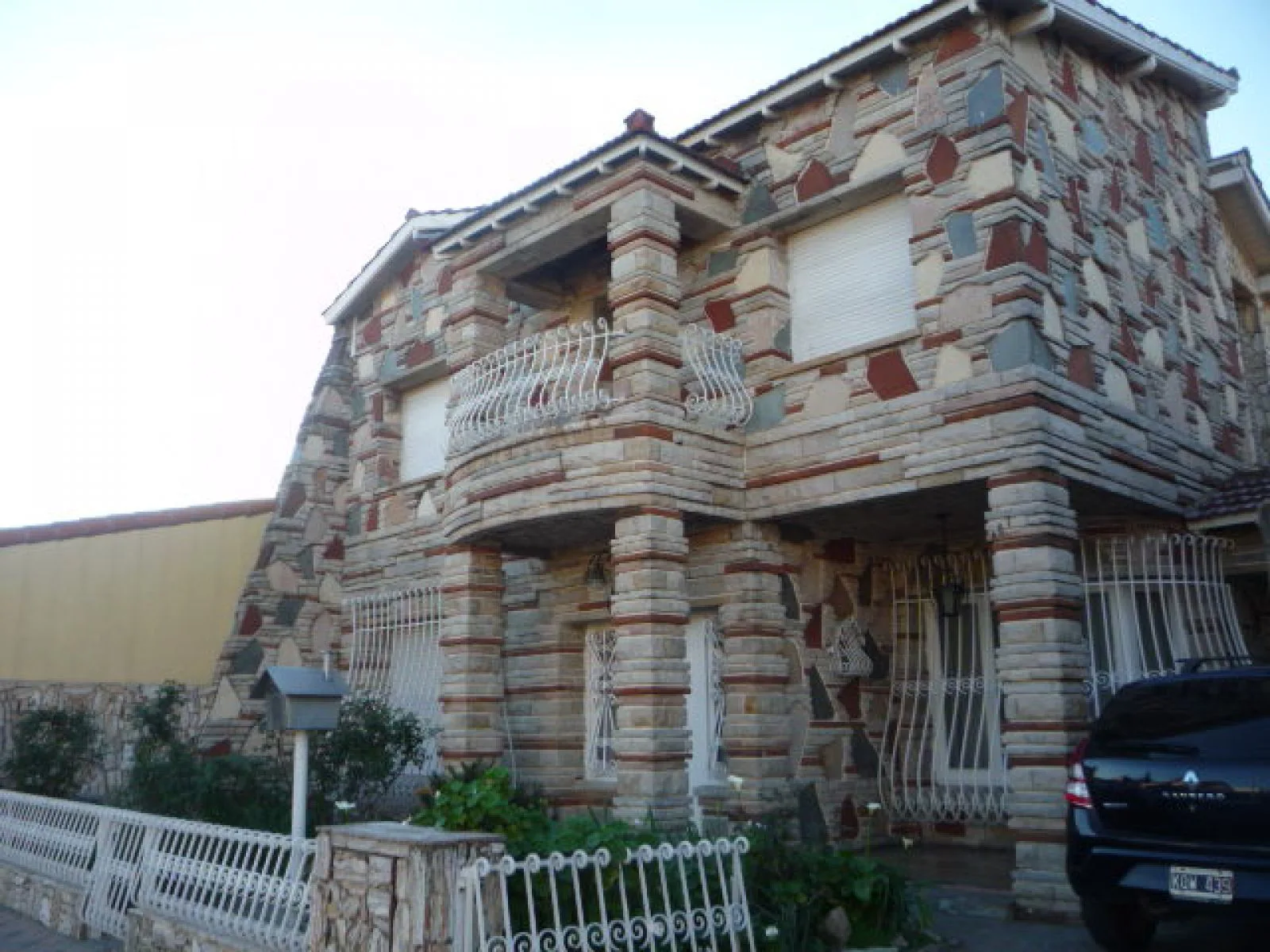 IMPORTANTE CASA EN VILLA SARMIENTO foto 2