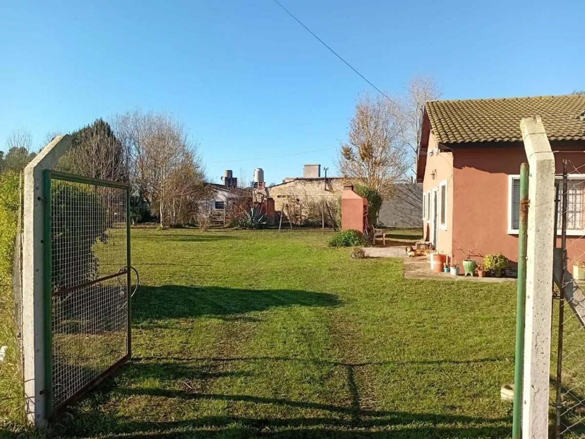 VENTA CASA CON GRAN PARQUE DE 900 MTS2 foto 4