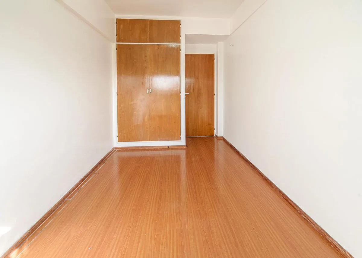 SE VENDE 3 ambientes en Chacarita. APTO CREDITO foto 3