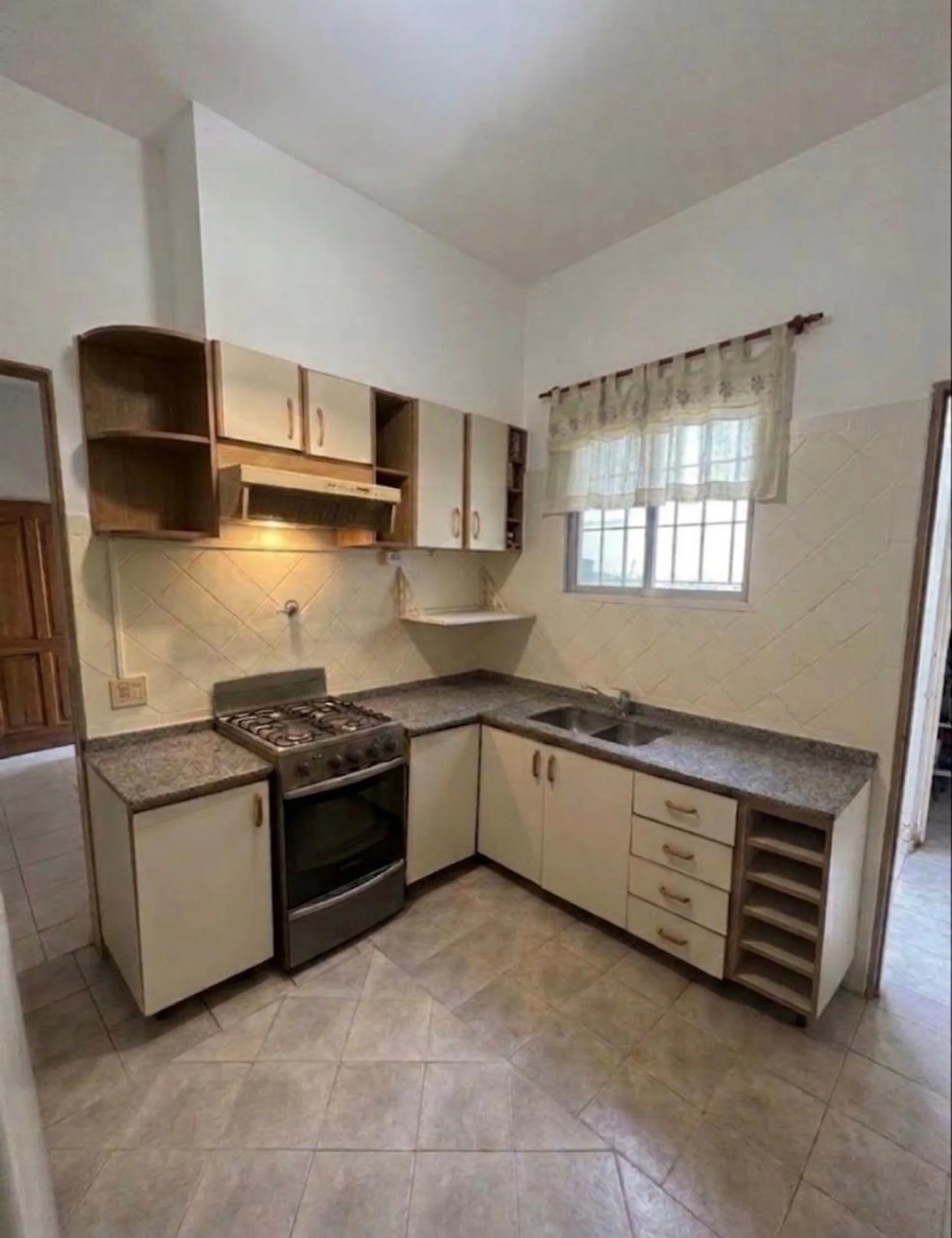 VENTA CASA EN SAAVEDRA EXCELENTE UBICACION foto 3