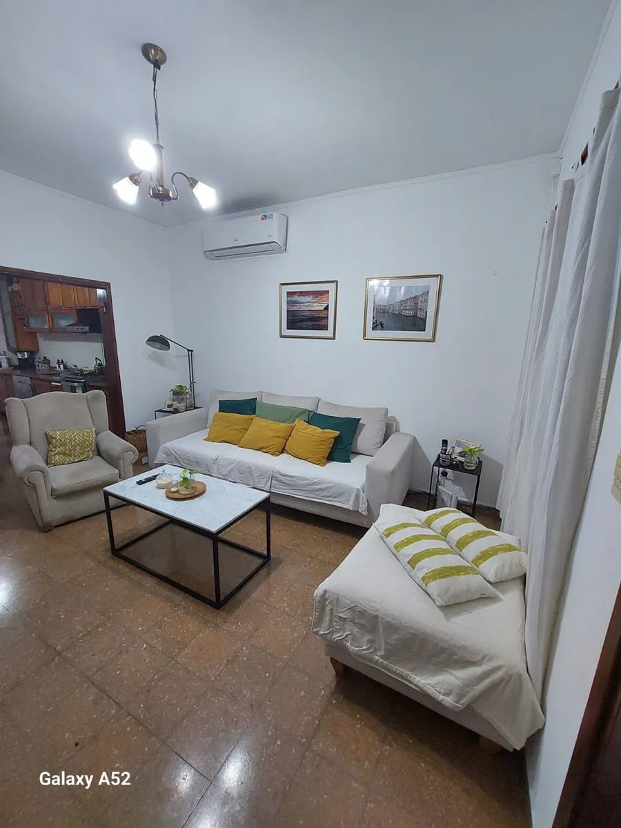 CASA  EN VENTA EN MERLO CON PILETA foto 3
