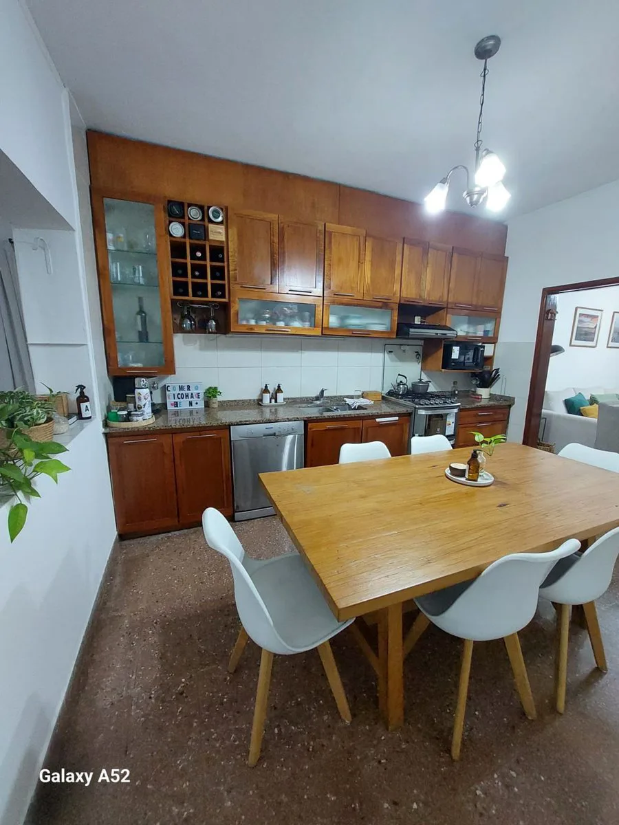 CASA  EN VENTA EN MERLO CON PILETA foto 4