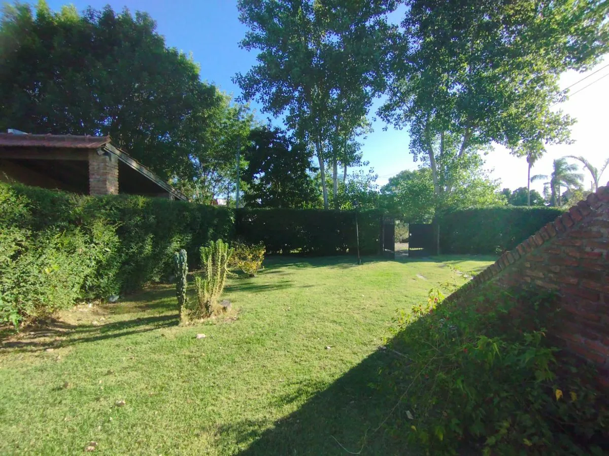 CASA DOS DORMITORIOS VENTA CITY BELL APTA BANCO foto 2