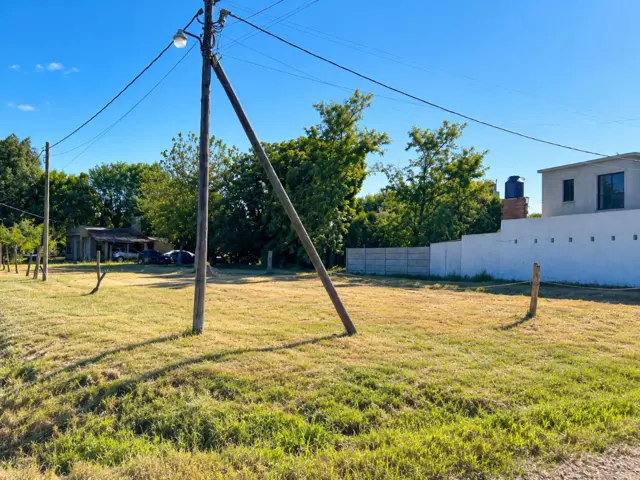 VENTA 2 LOTES EN ABASTO - LA PLATA - 420M2
