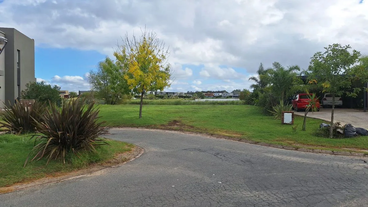 VENTA EN CANTON GOLF AL AGUA Y AL CAMPO DE GOLF foto 5