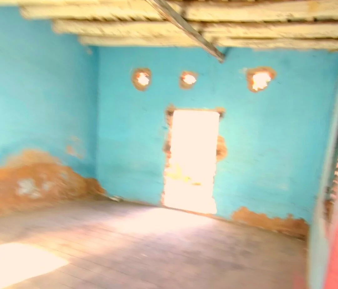 VENTA PROPIEDAD A REFACCIONAR O DEMOLER. SOBRE CALLE SARMIENTO foto 2