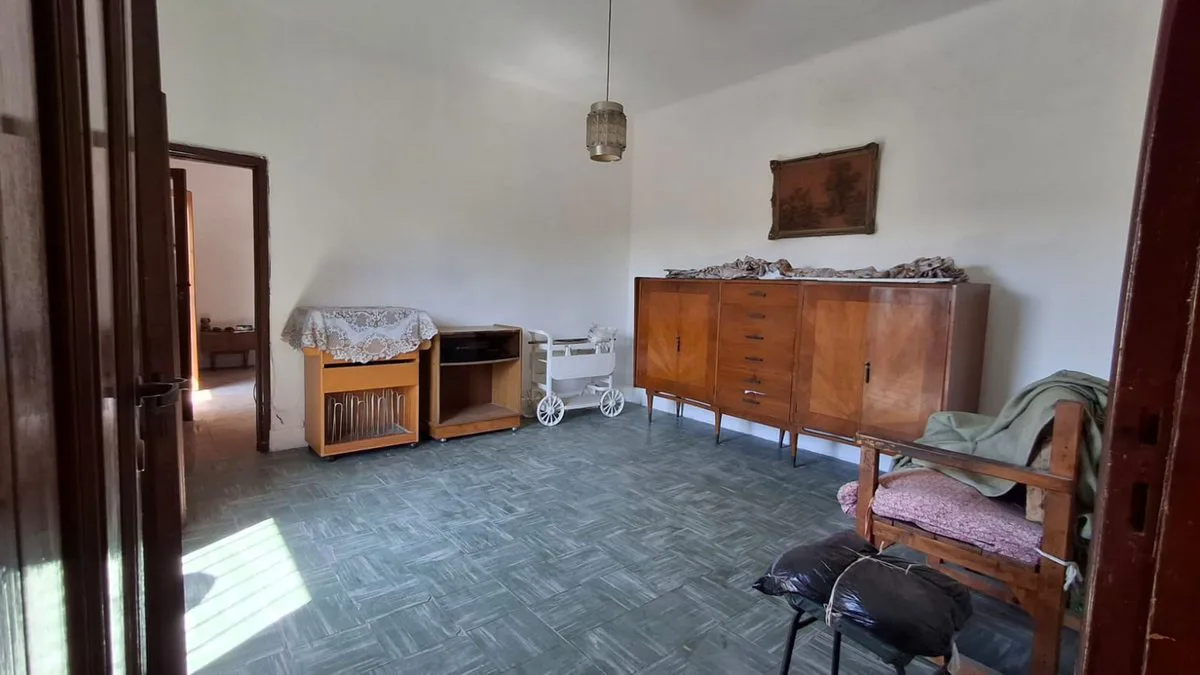 VENTA PH 3 AMB c/dependencia TERRAZA ,L D MIRADOR foto 2