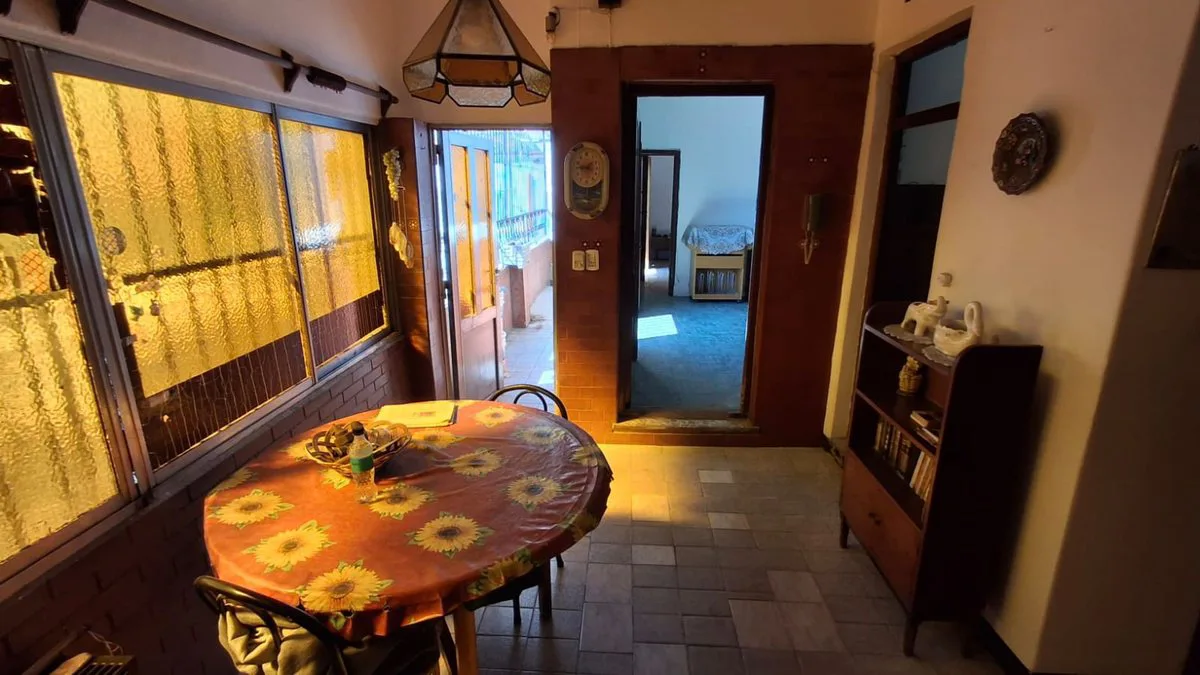 VENTA PH 3 AMB c/dependencia TERRAZA ,L D MIRADOR foto 4