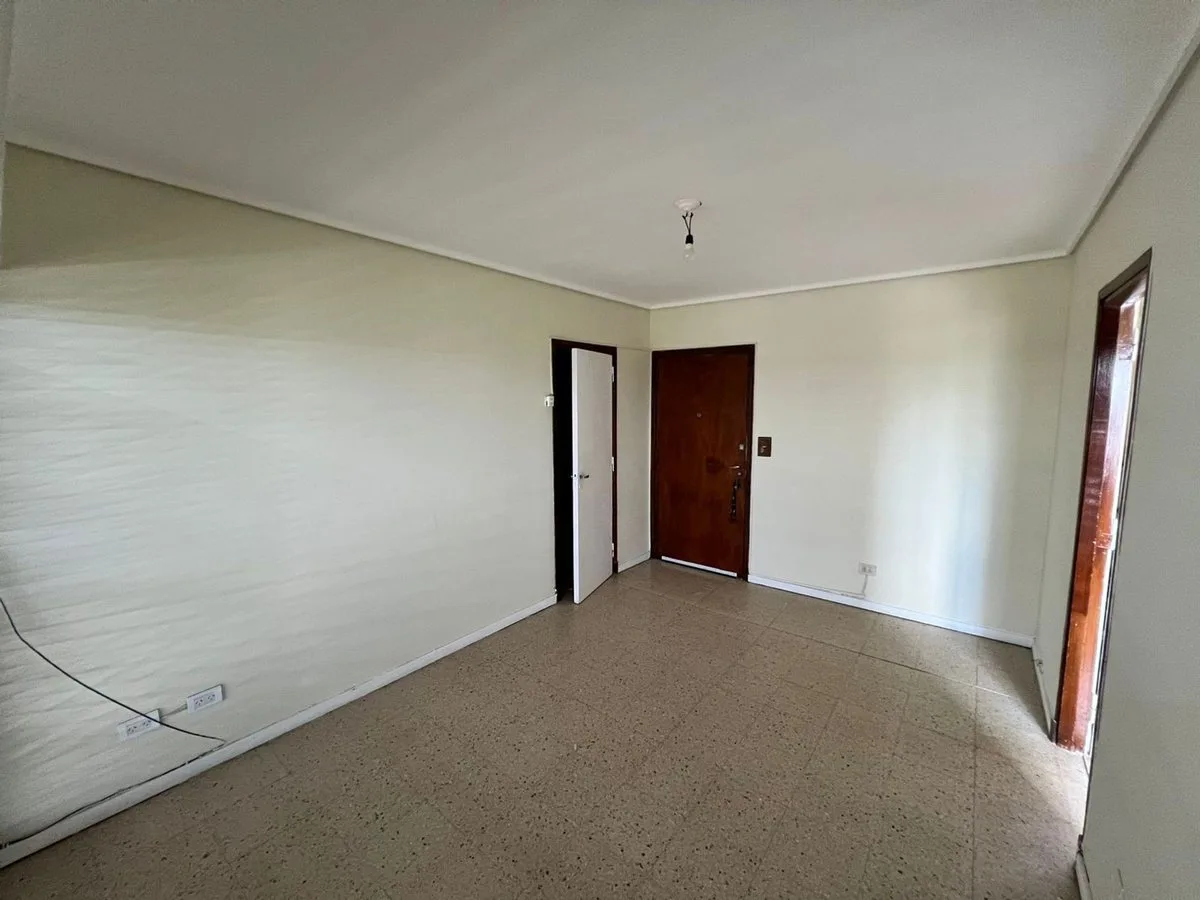 VENTA DEPARTAMENTO 3 AMB TORRE B 9 DE JULIO foto 4