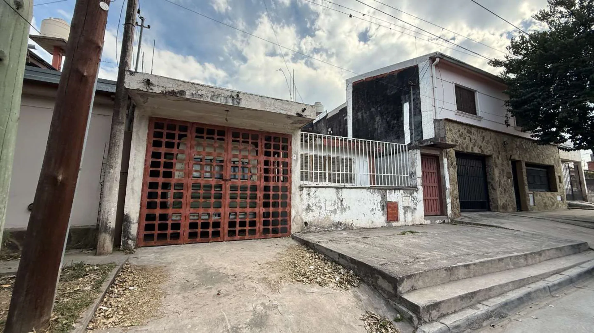 VENTA CASA 2 DORM COTAGAITA B° CORONEL ARIAS foto 3