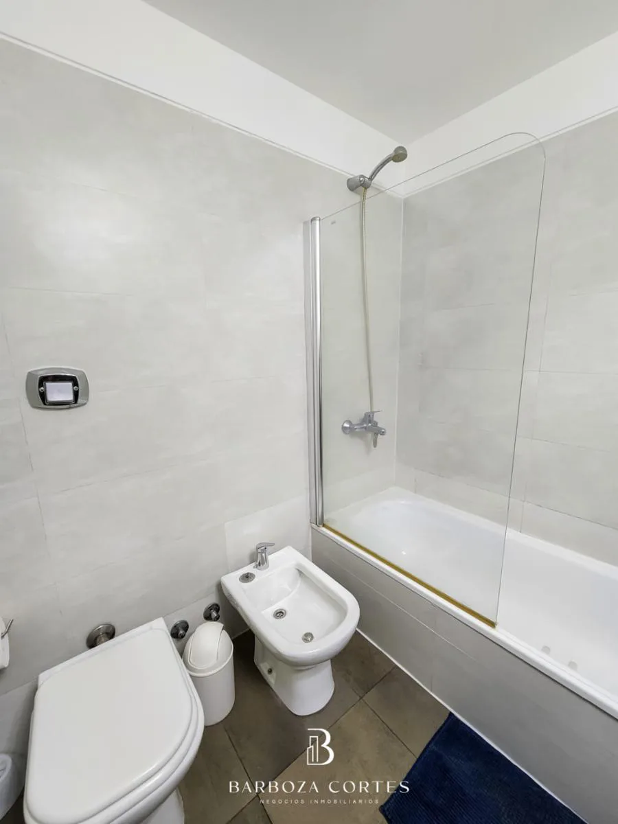 Studio apartment in Palermo – photo 2 of 21