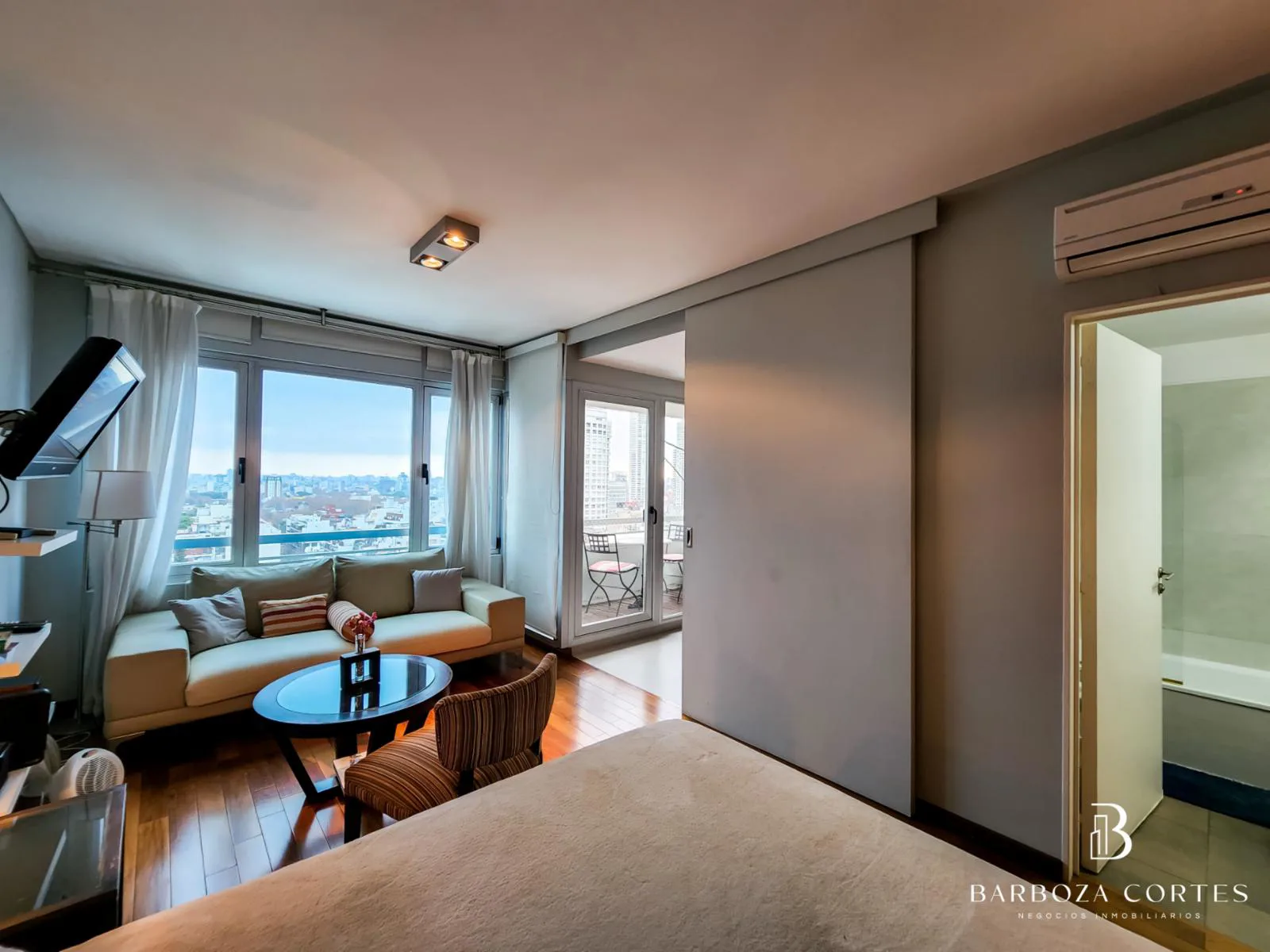 Studio apartment in Palermo – photo 4 of 21