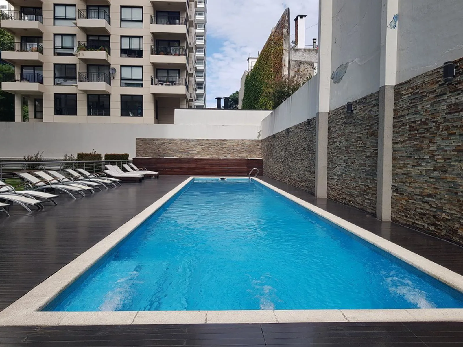 Studio apartment in Palermo – photo 17 of 21