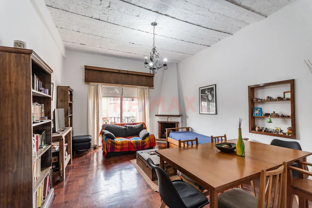 VENTA PH 4 AMBIENTES BALCÓN Y TERRAZA- P.CHACABUCO foto 2