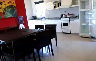 VENDO CASA 3 HABITACIONES Y PILETA A MTRS DEL LAGO EN POTRERO DE GARAY foto 4