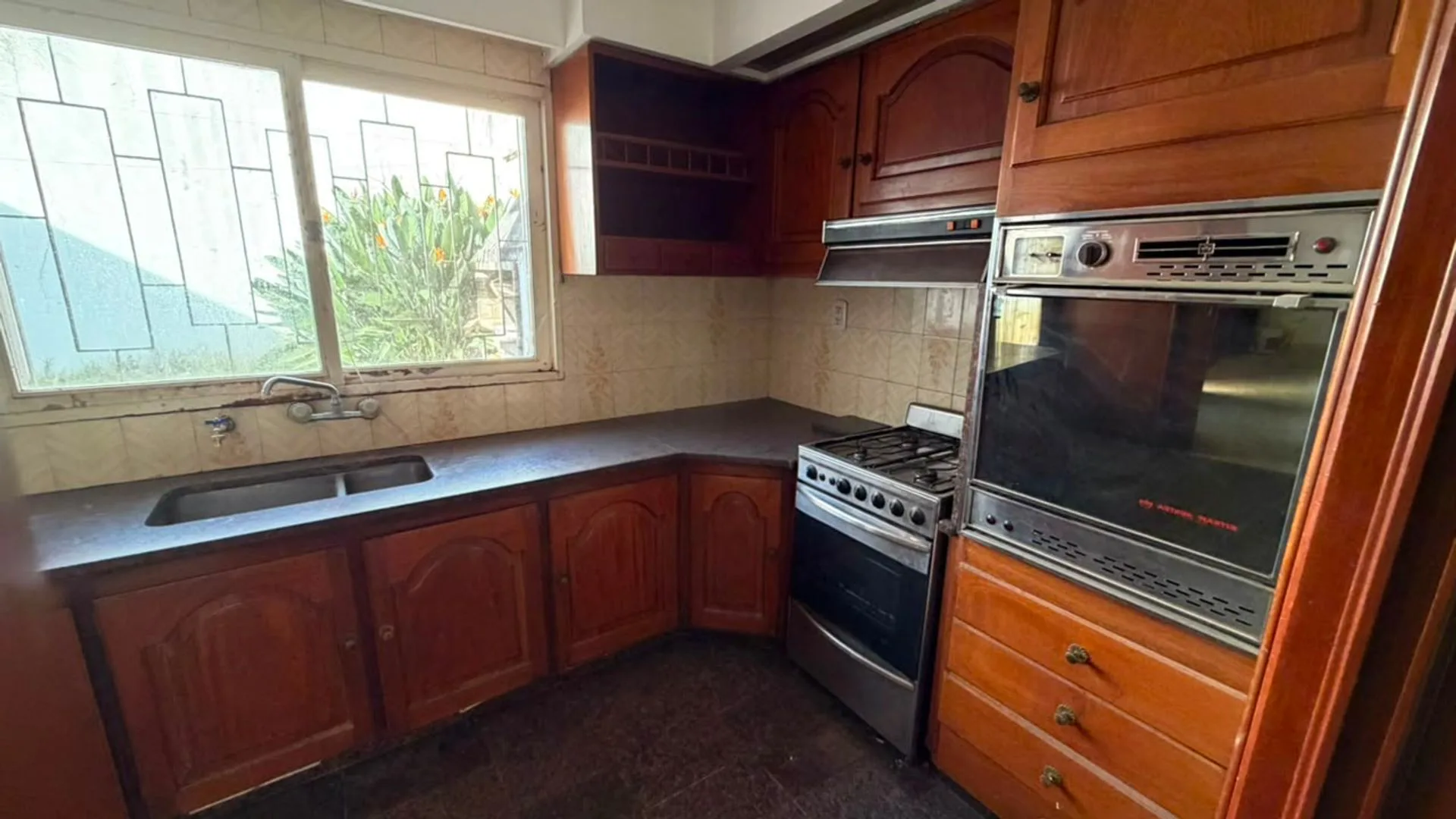 Se vende casa céntrica, 3 dorm.+cochera. - VT foto 4