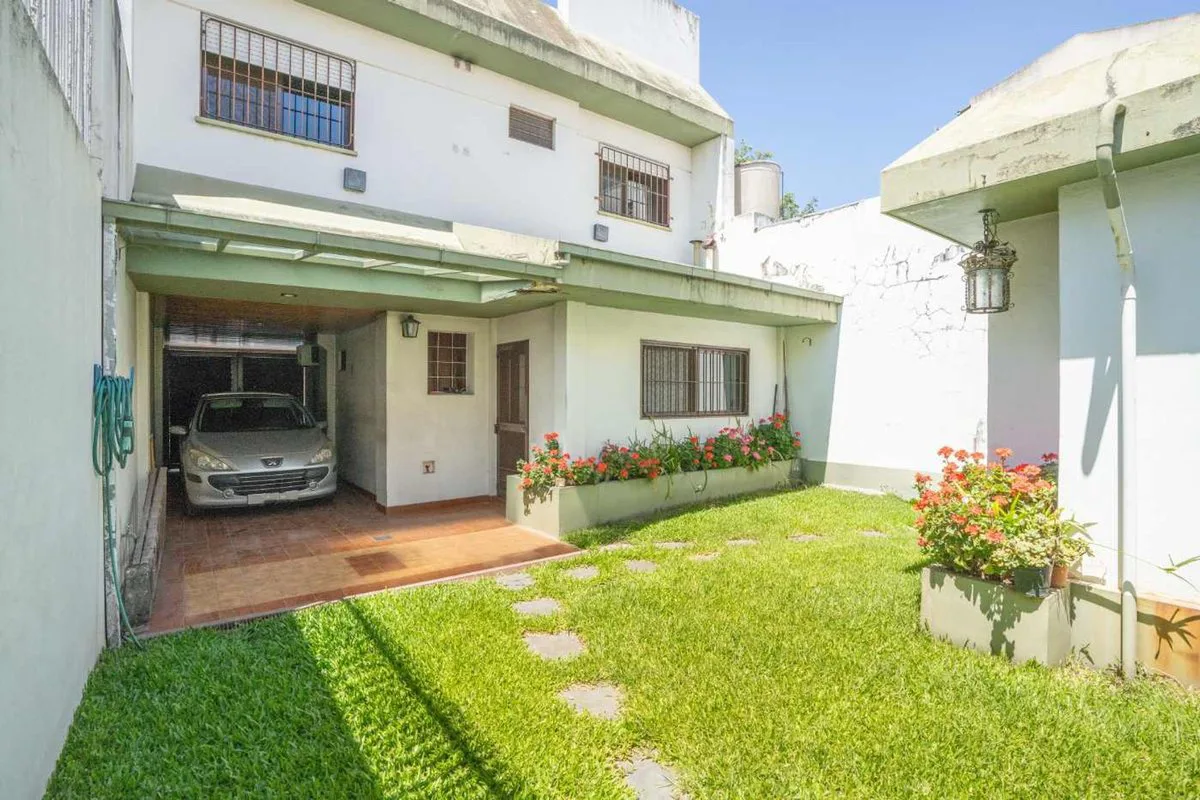 VENTA CASA 5 AMB BALLESTER APTO CREDITO JARDIN