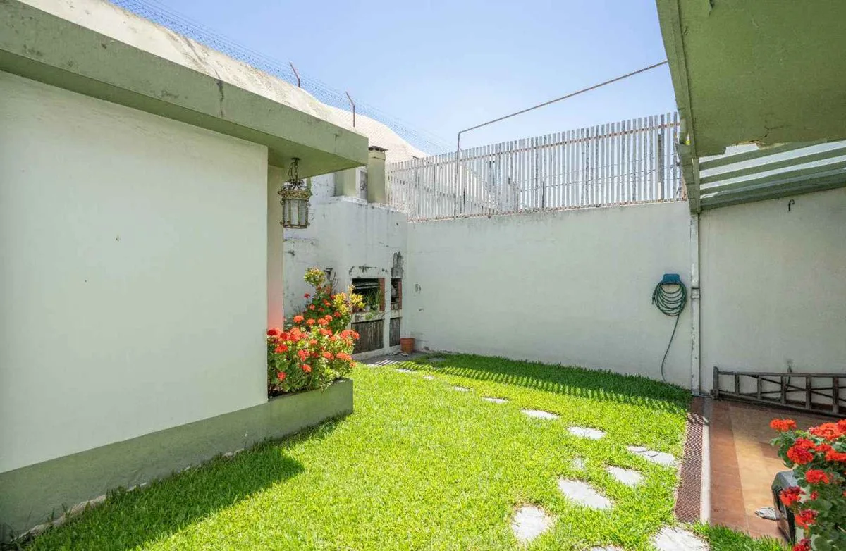 VENTA CASA 5 AMB BALLESTER APTO CREDITO JARDIN foto 4