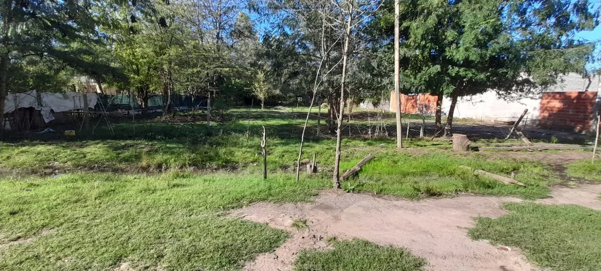 VENTA LOTE LA REJA 1.800 m.2 ZONA QUINTAS foto 2