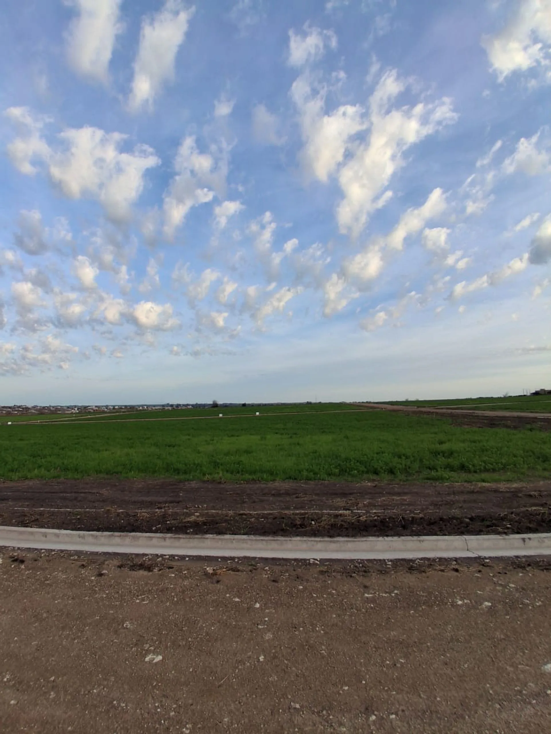 Excelente Lote de 300 m² en Loteo Las Colinas foto 2