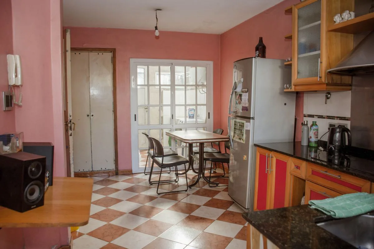 Departamento 6 amb VENTA Barracas Balcón y Patio foto 5