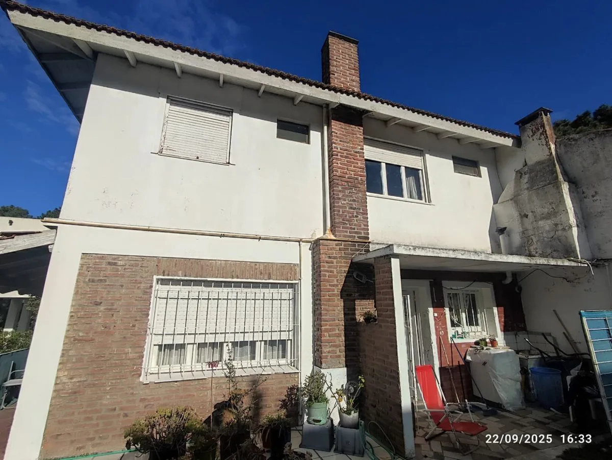 Venta casa  7 dormitorios Pinamar a mts del Mar foto 4