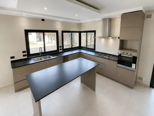 Aráoz 2300