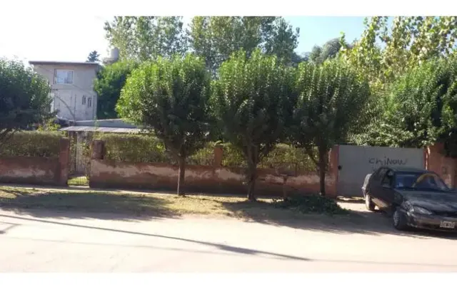 2 CASAS A REFACCIONAR EN LOTES DE 18 X 40. SAN MIGUEL
IDEAL PARA INVERSORES.
