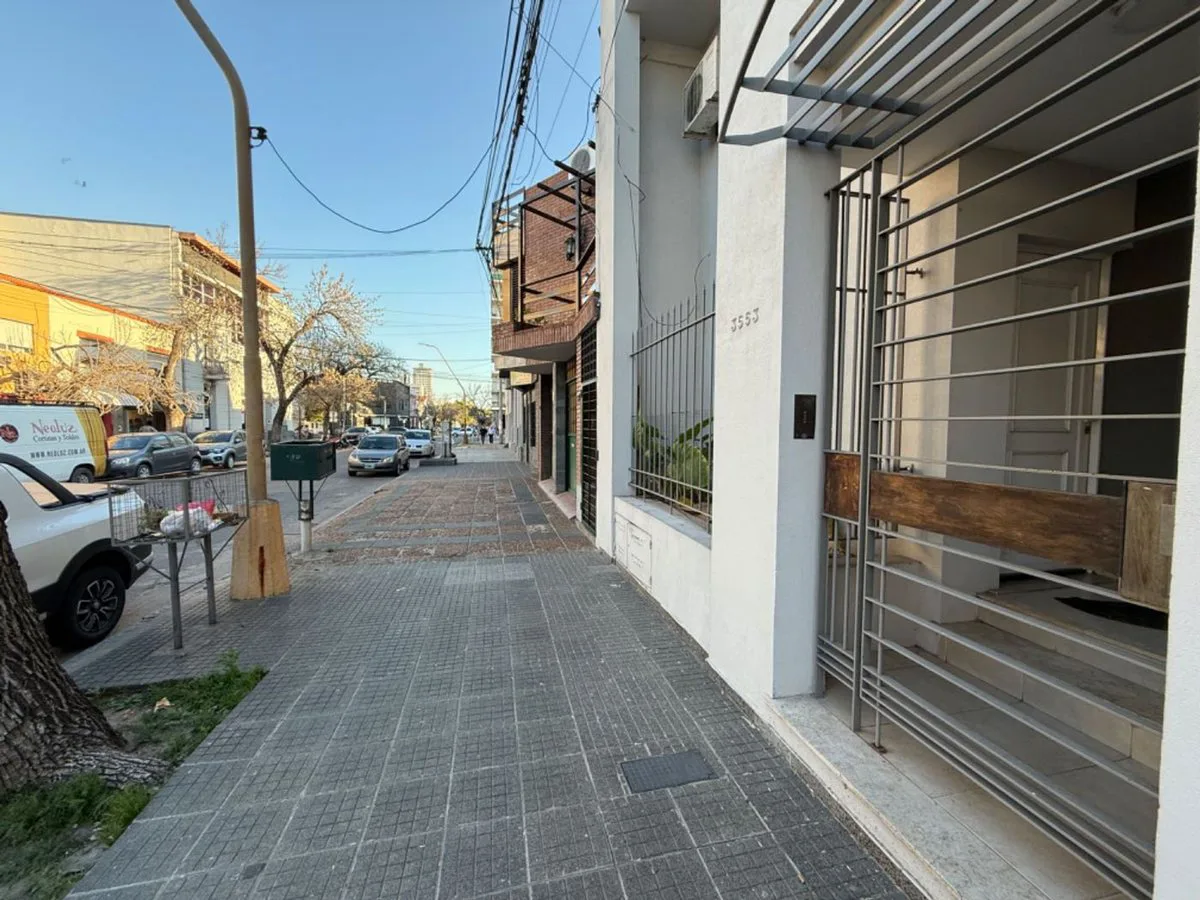 ALQUILER SEMI PISO BELGRANO 3553 CON COCHERA 2 DOR foto 3