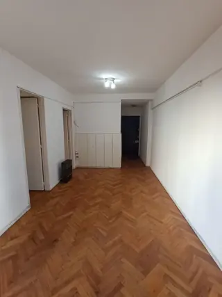 Excelente departamento de 2 ambientes en Caballito foto 3