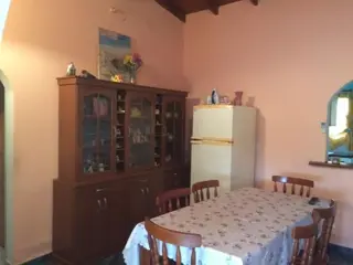 Casa 3 Amb. Sobre Colectora Gaona Ideal Inversor!!! foto 3